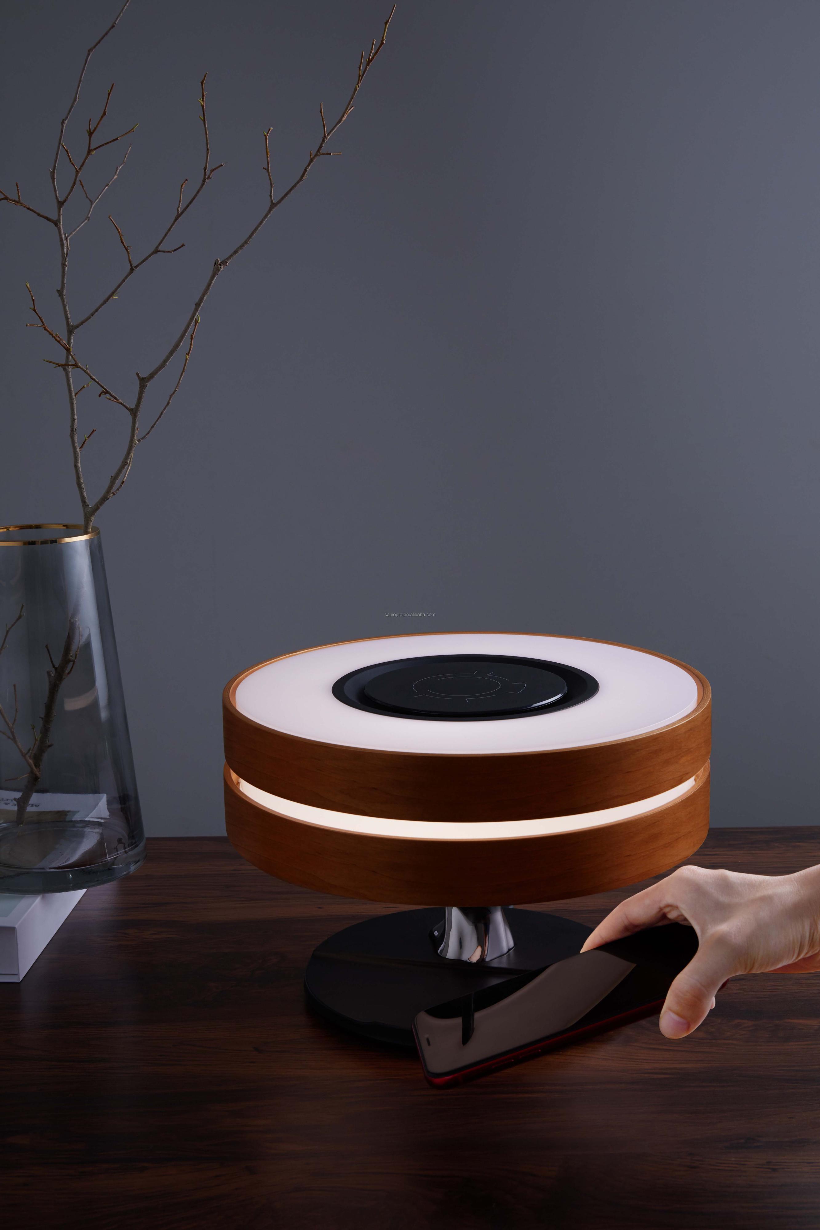 Amazon Dropshipping Trending Products 2023 New Arrival Wooden Smart LED Table Lamp with TWS Wireless Speaker Qi Wireless Charger